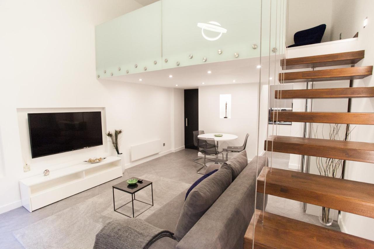 Stylish Loft With Finnish Sauna Budapest Luaran gambar